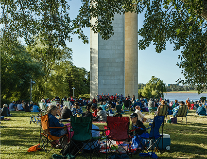 Event on Aspen Island, Parkes, 2017