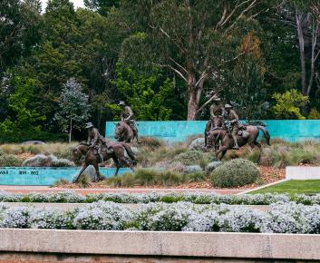 Boer War Memorial, Anzac Parade, Campbell. 