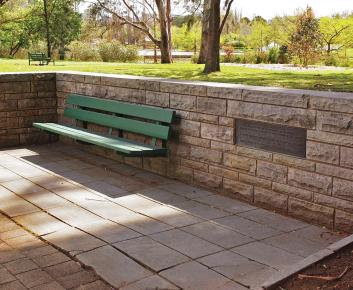 Pioneer Women's Memorial, Commonwealth Park, Parkes.